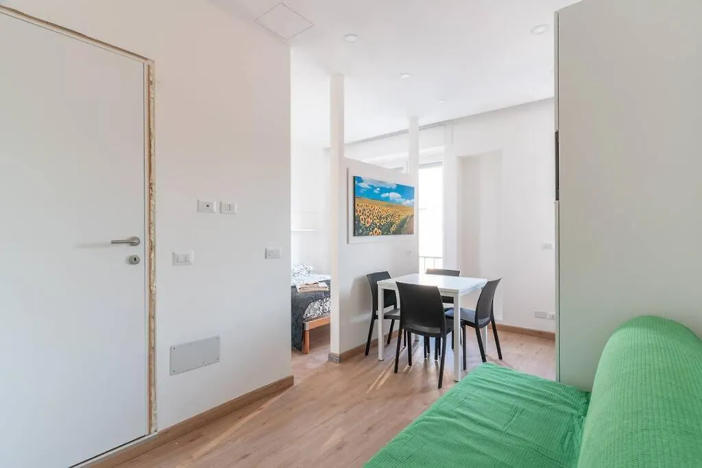 Cimiano Suite 22, New Apartment-1