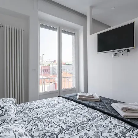 Cimiano Suite 22, New Apartment-3